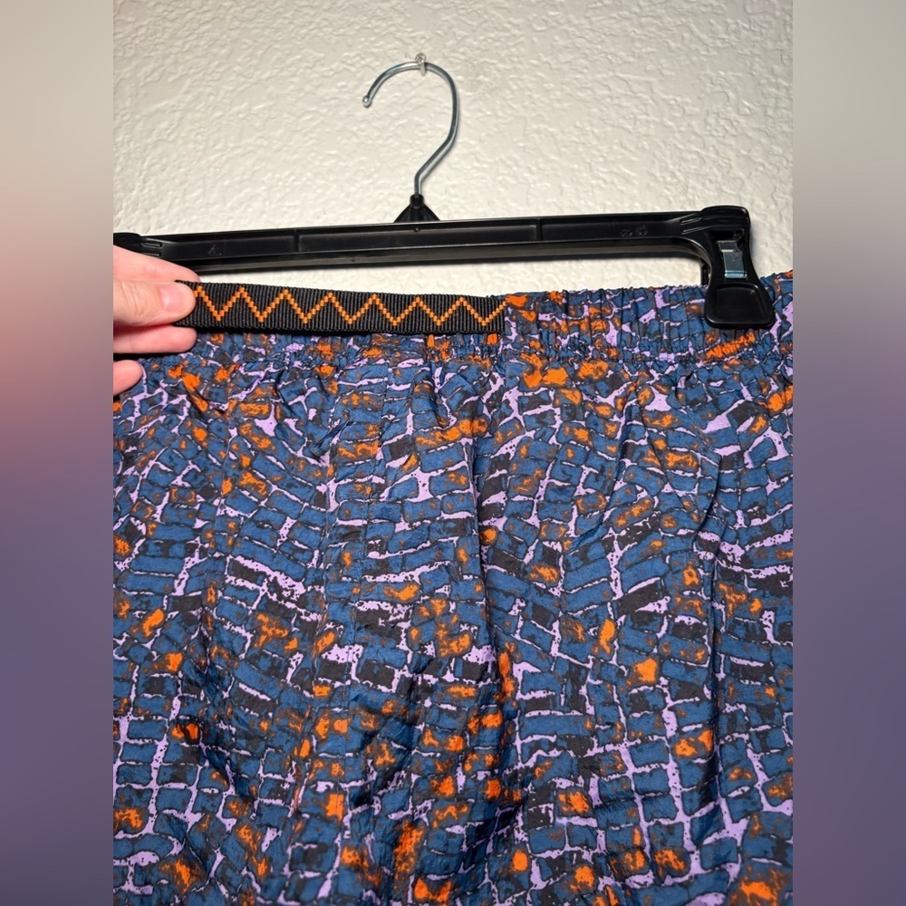 Nike ACG Woven Sportswear Shorts Nylon Women’s BQ3616-340 - Picture 3 of 8
